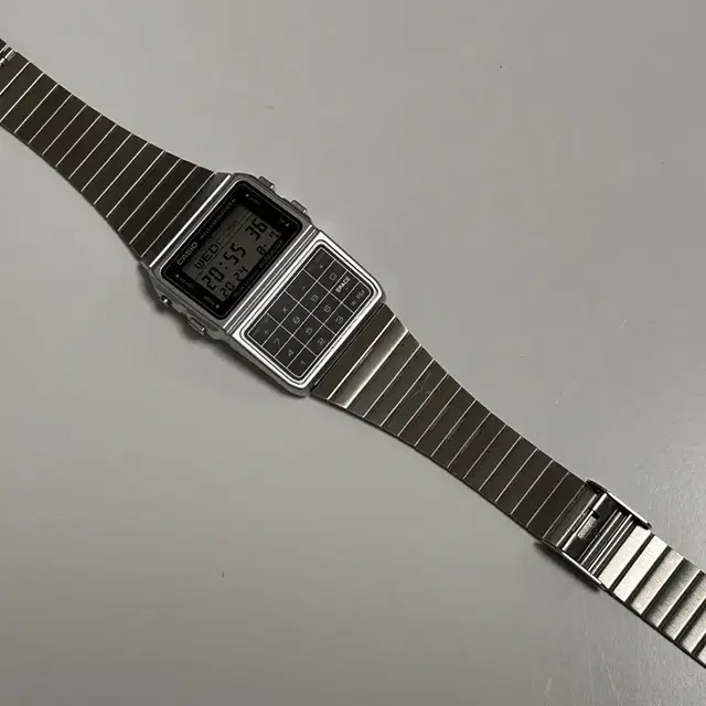 카시오(Casio) 데이터 뱅크(DBC-611-1D)