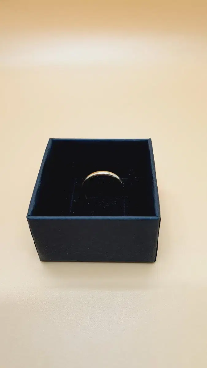 14K Yellow Gold Ring, Size 10.5