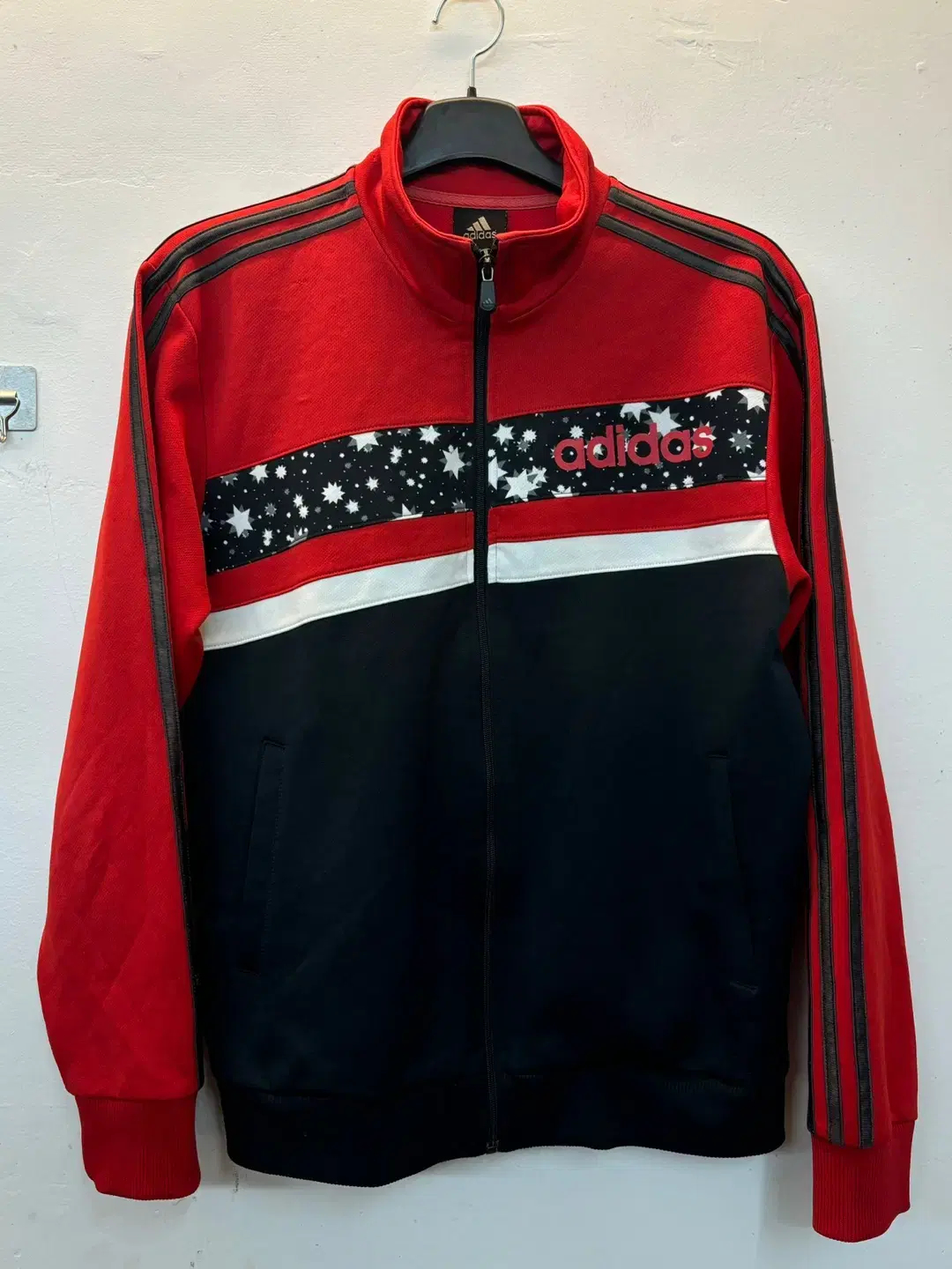 Vintage) Adidas Star Colorblocked Jersey