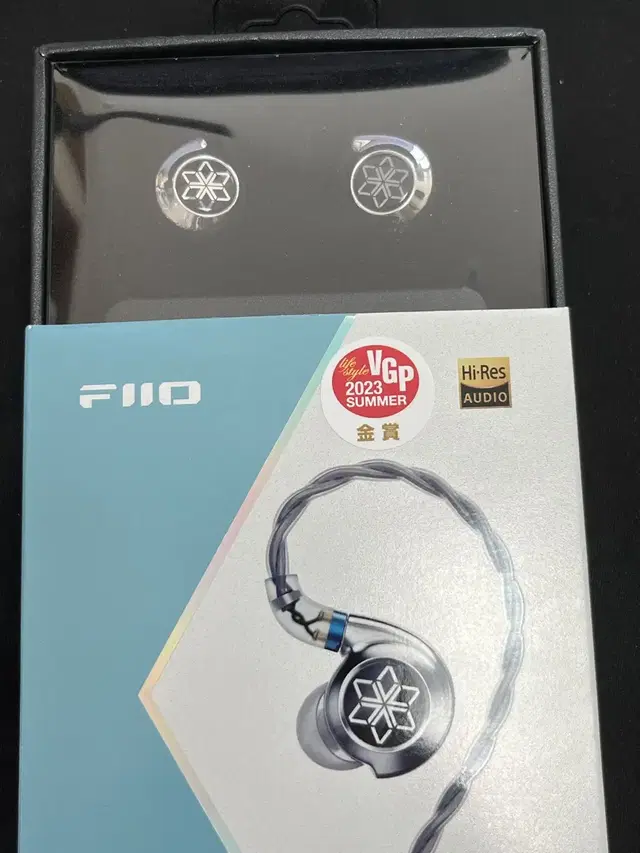 FIIO FD11이어폰+4.4케이블+변환잭 일괄