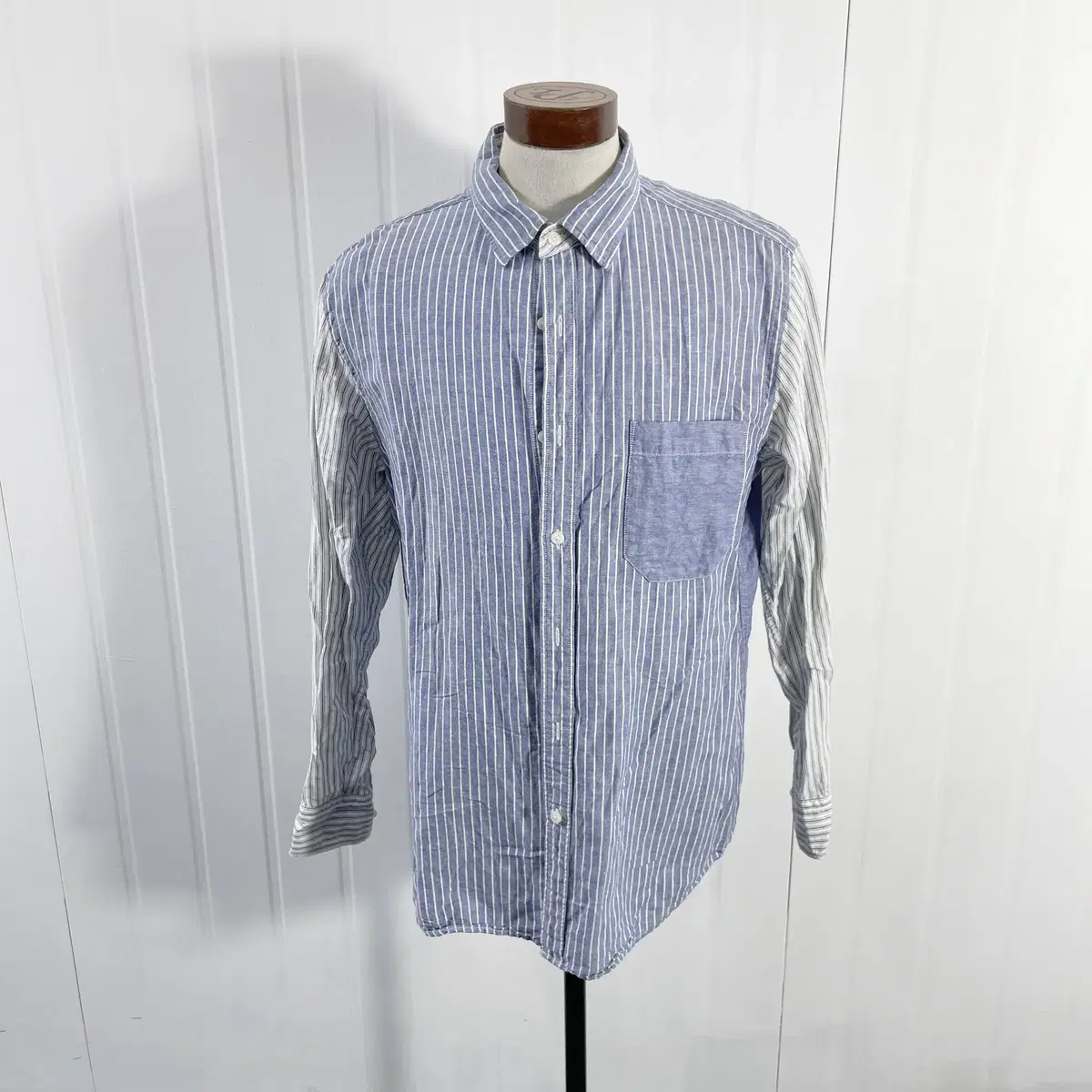 C2 Uniqlo JW Anderson Casual Shirt Size 110