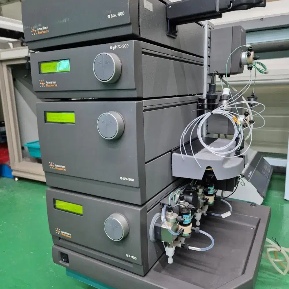 Amersham Biosciences  AKTA purifier