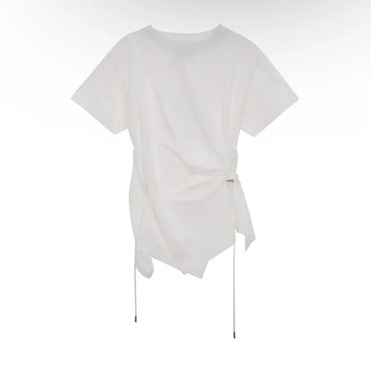 마뗑킴 티셔츠 STRING SLIT DETAIL TOP IN WHITE