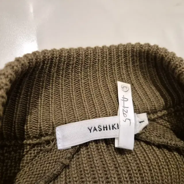 L~XL>YASHIKI 스웨터