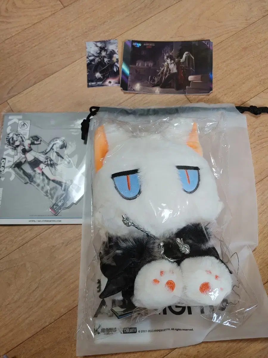 I sell Silver Ash cat dolls, Ebenholtz art books pre-order benefit and more.