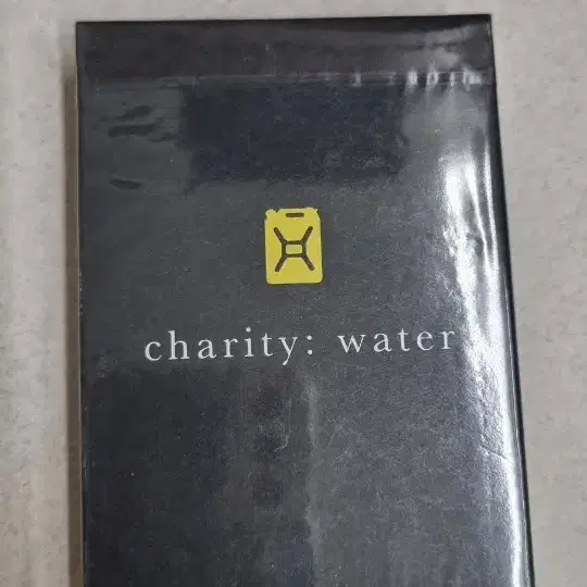 charity:water v1 체리티워터 한정판 카드 택포