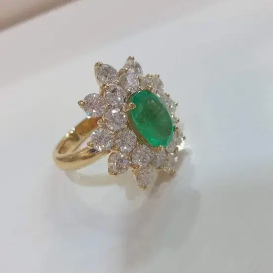 18k콜롬비아 에메랄드  다이아반지 2.56ct