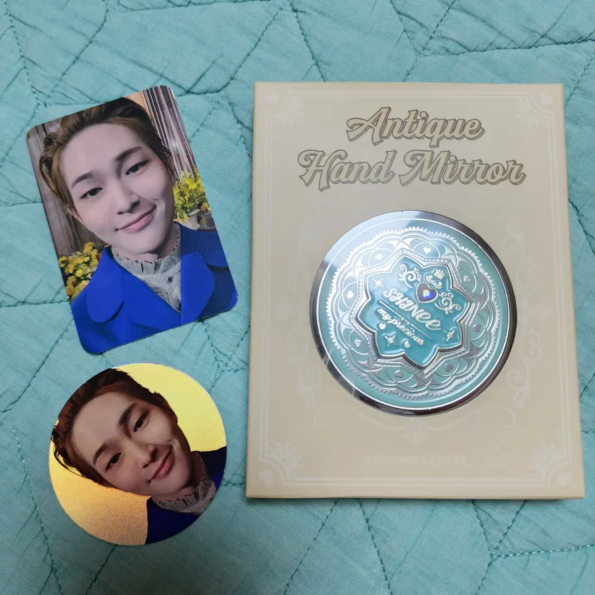 Shinee onew photocard Antique hand mirror set