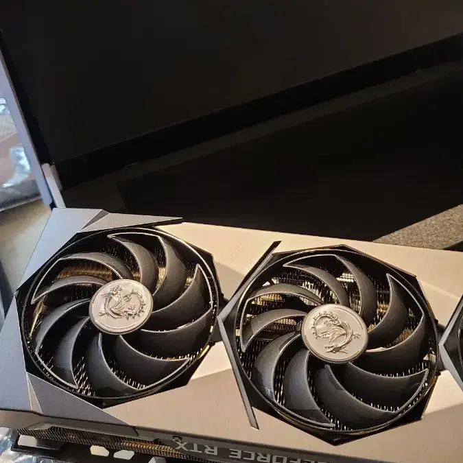 Msi 3090Ti 슈프림 (중고) 상급