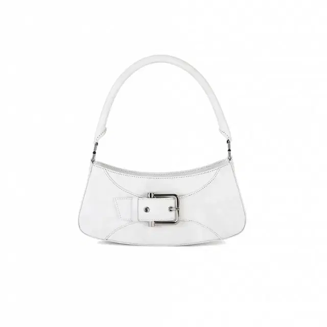 오소이 가방 osoi belted brocle bag white