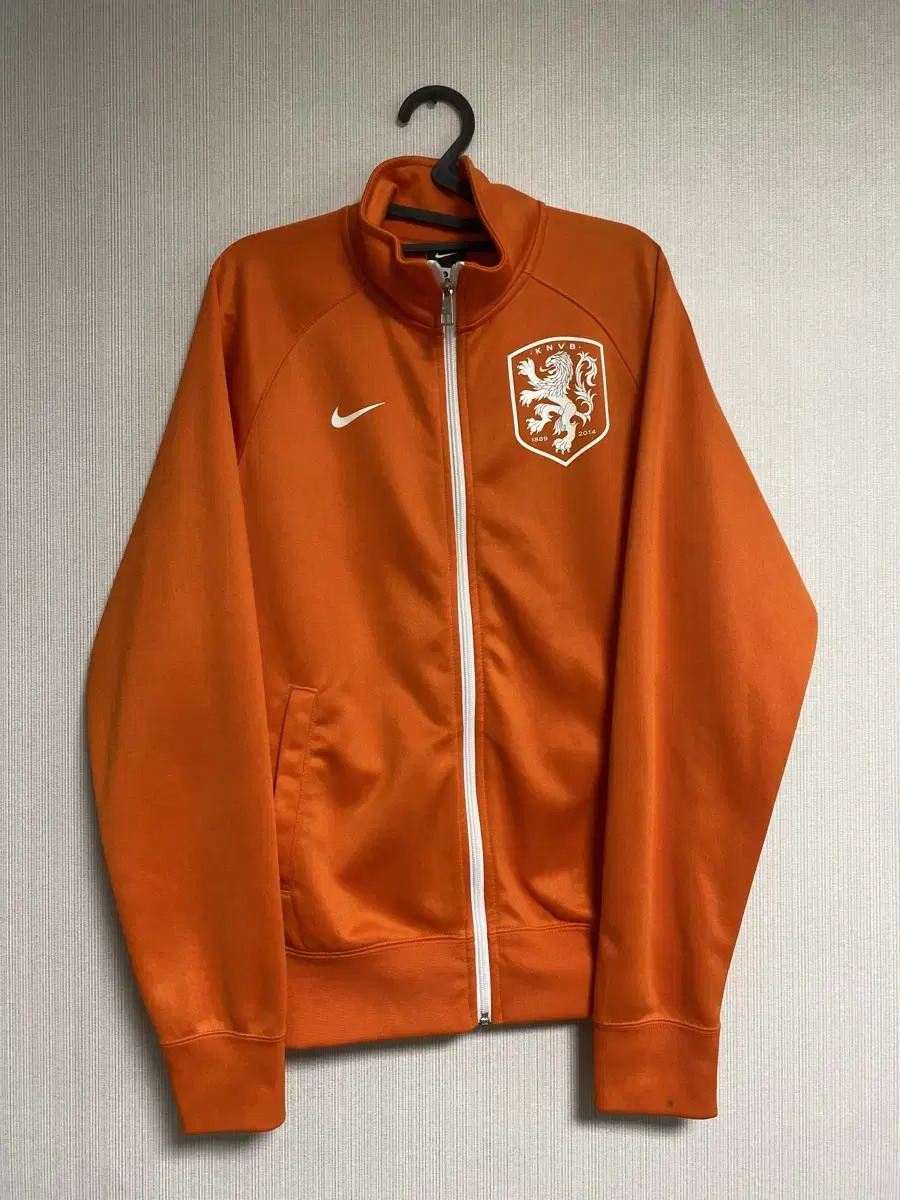 (100) Nike Netherlands National Team Jersey