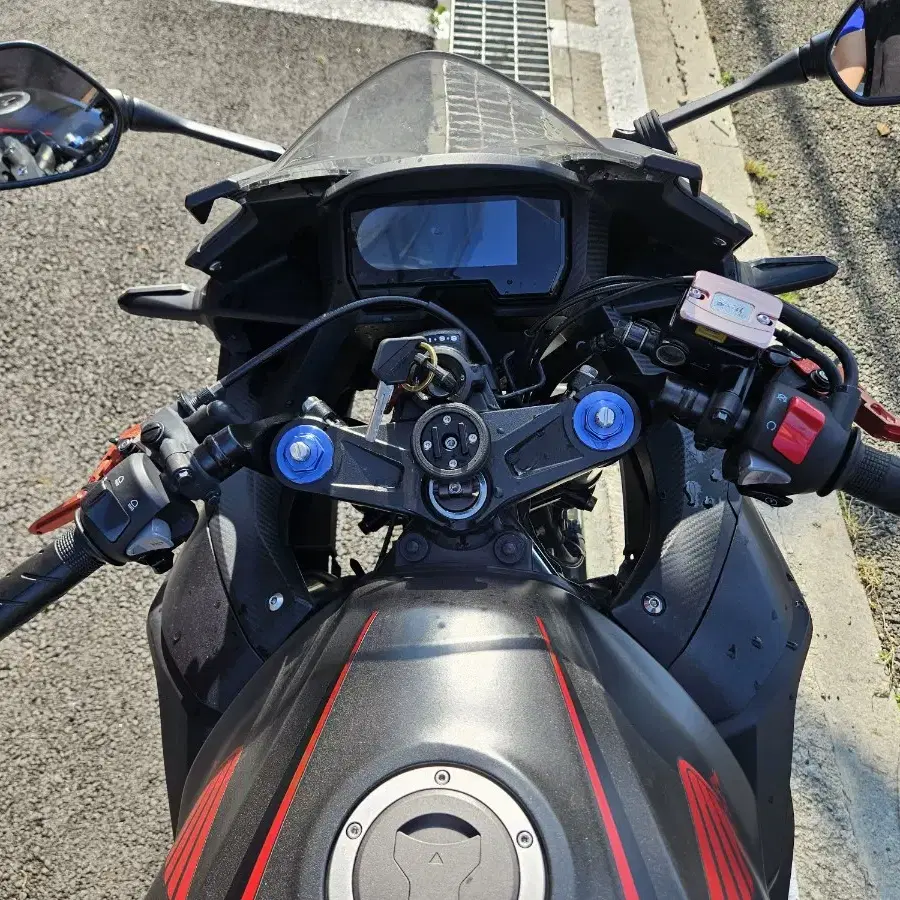 21년식 혼다 CBR500R 판매합니다.