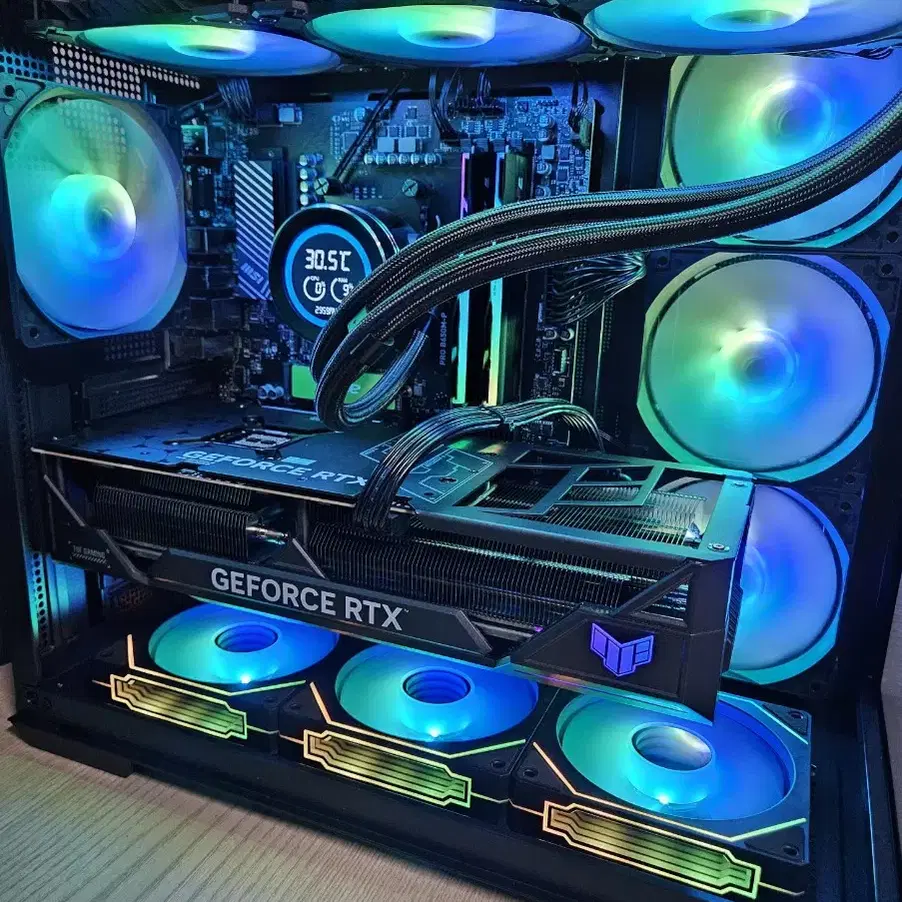 7950X3D RTX4080 초고사양 데스크탑