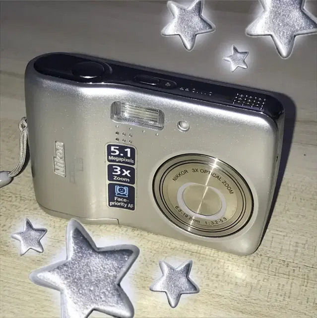 디카 니콘 coolpix L3 팔아요 (무배)