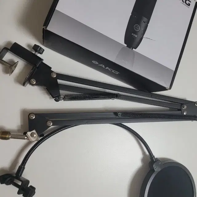 AKG P120  콘덴서마이크