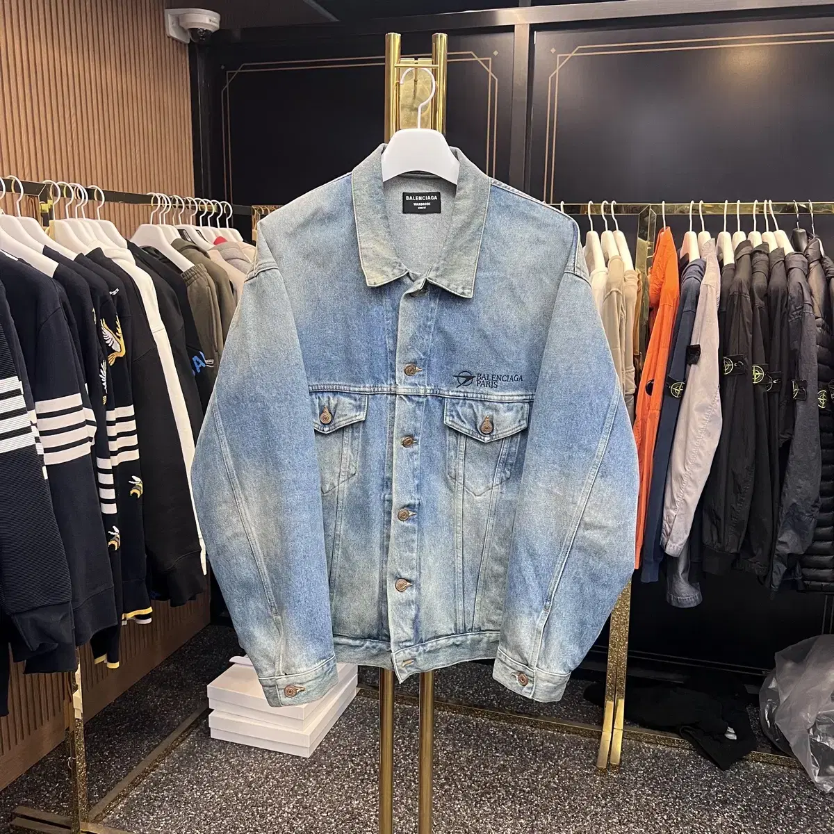 [Size M]Balenciaga Paris Back Logo Denim Jacket / Single