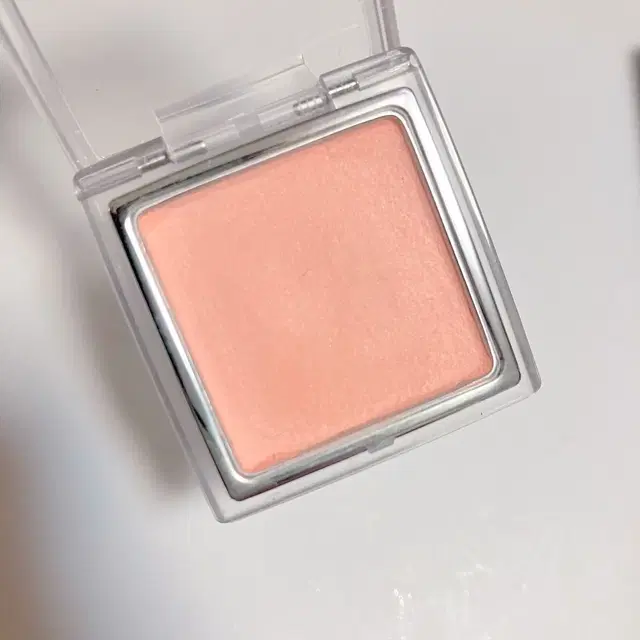 rmk 섀도우 21 밀키코랄