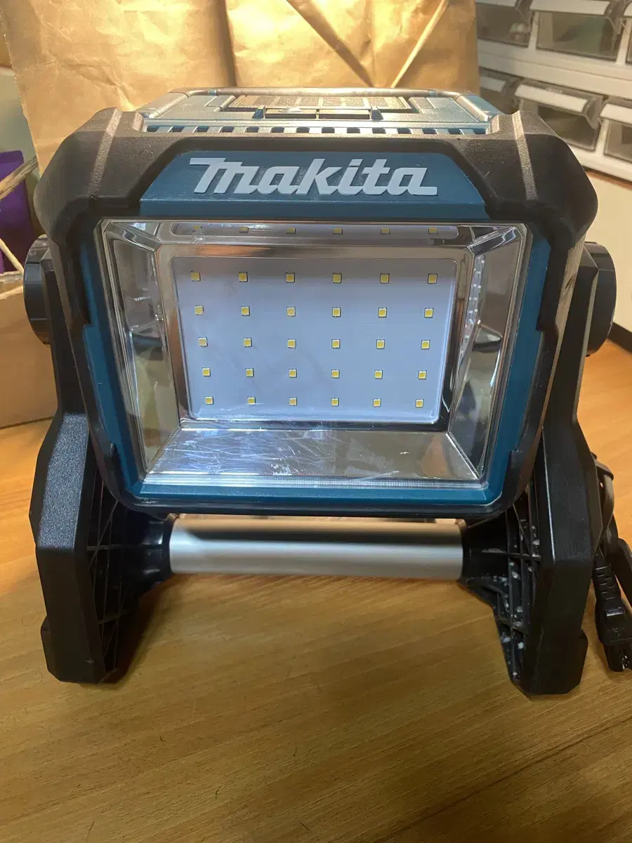 Makida DML811 18V Lantern