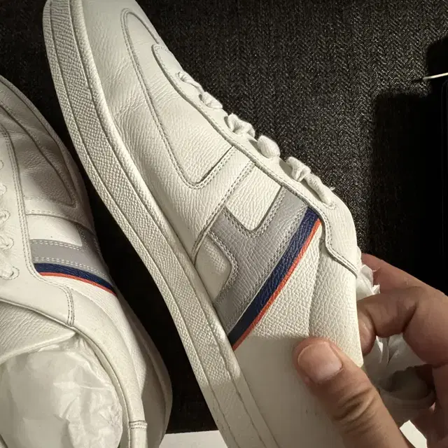 Hermes Boomerang Sneakers 에르메스 부메랑