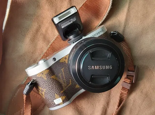 삼성 nx300m , 20-50렌즈