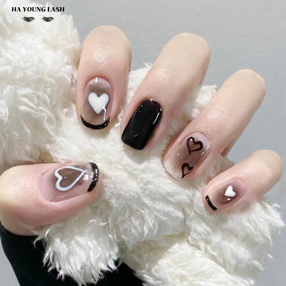 [SALE]블랙하트네일팁 프렌치 하트네일 nail