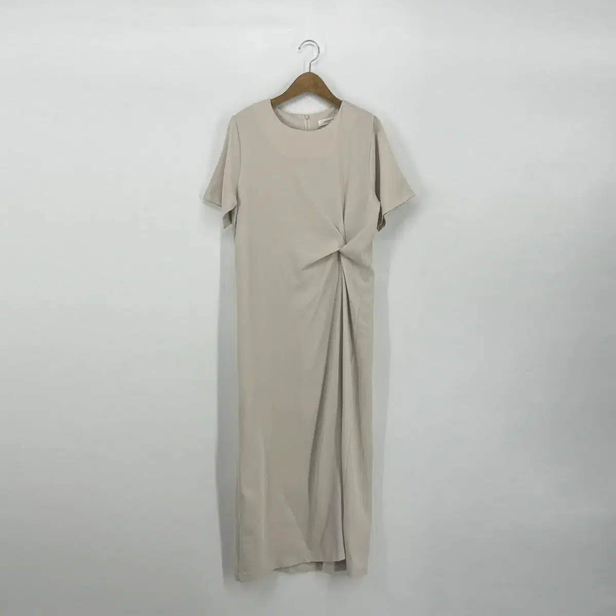 Short sleeve shirring long ONEPIECE (F size / BEIGE)