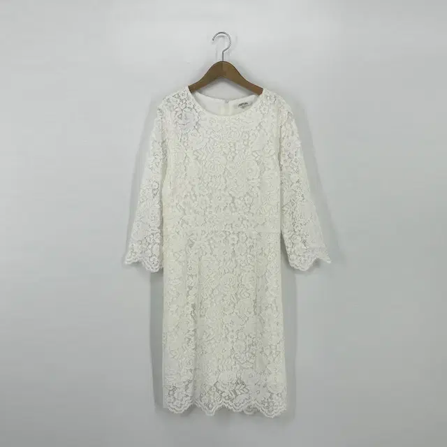 시크라인 레이스 미디 원피스 (L size / IVORY)