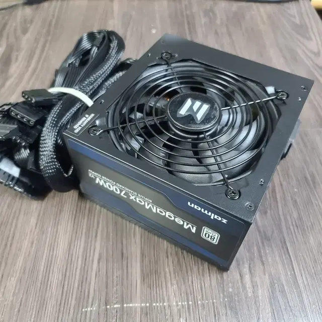 잘만 MegaMax 700W 80PLUS, 700와트 ATX파워