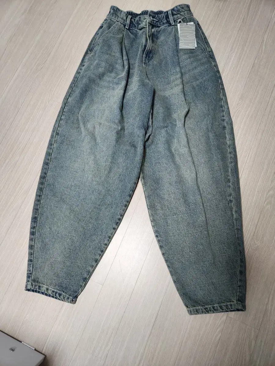 [New Product] X-Tones XP172 Big Wide Bulk Denim Pants s