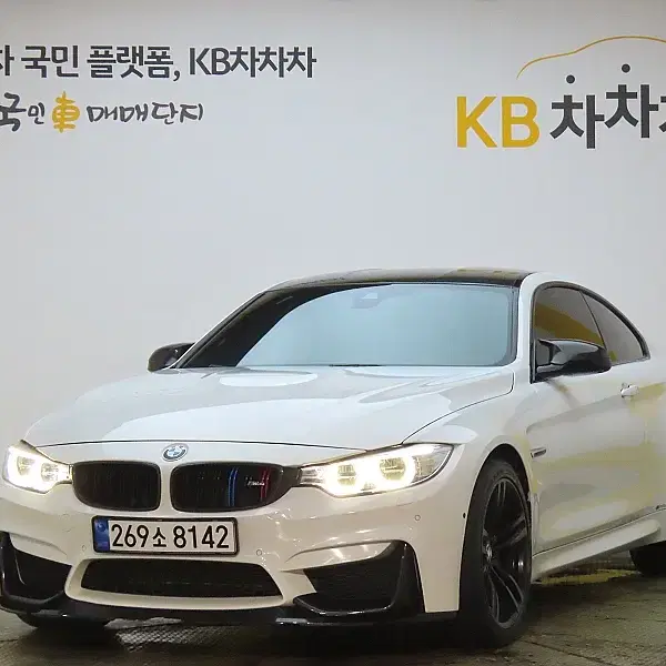 BMW M4 (F82) M4 쿠페