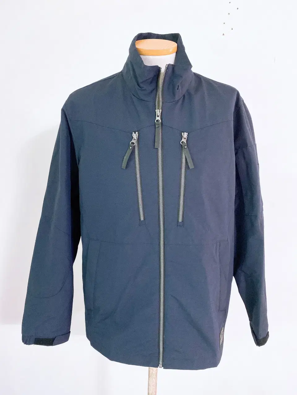 (Genuine)KOROLON Sports Pocket Windbreaker Jacket(Men's 95)