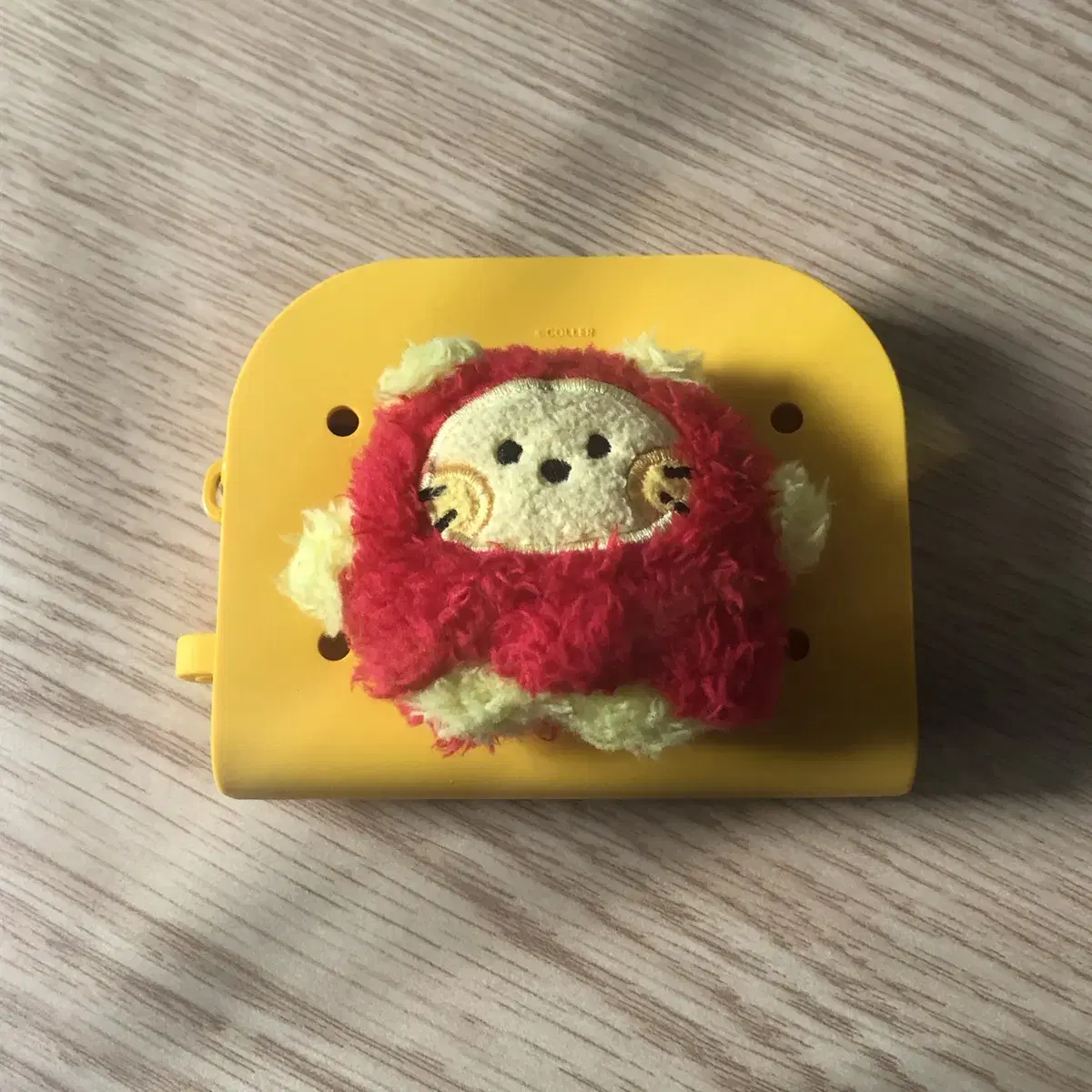 Treasure truz Lau WTS