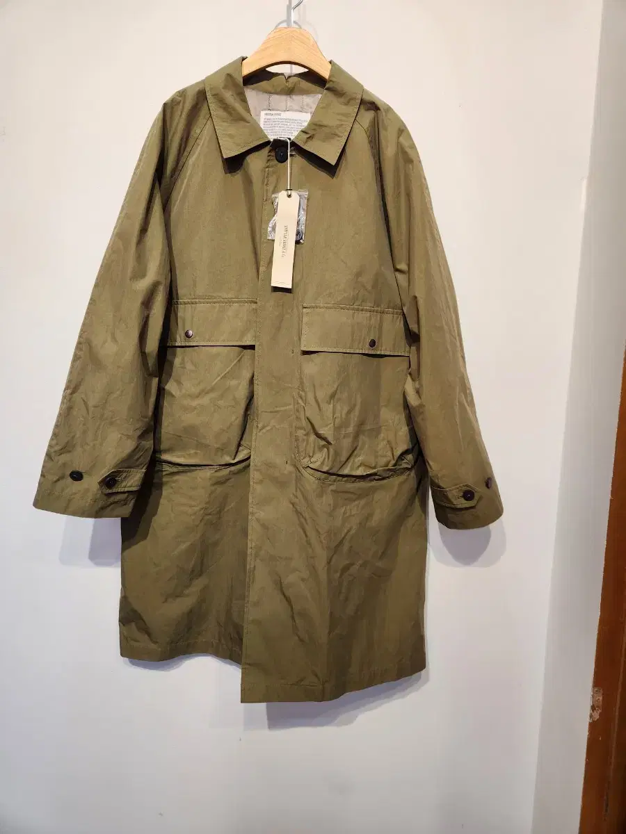 New ArrivalsUniformBridge Field Coat