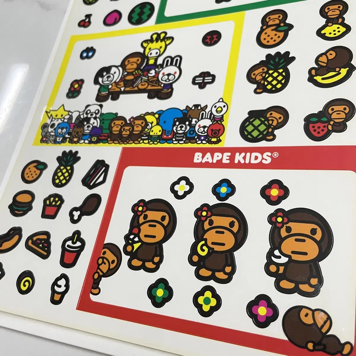 Bape babymilo 베에프스티커 베이프 베이비마일로