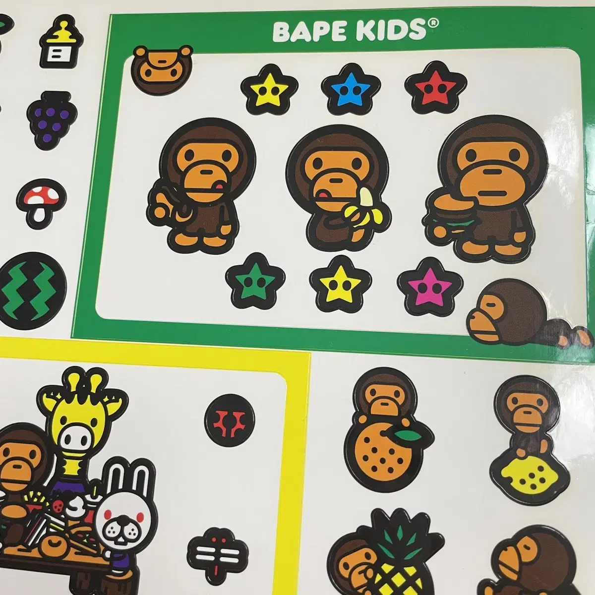 Bape babymilo 베에프스티커 베이프 베이비마일로