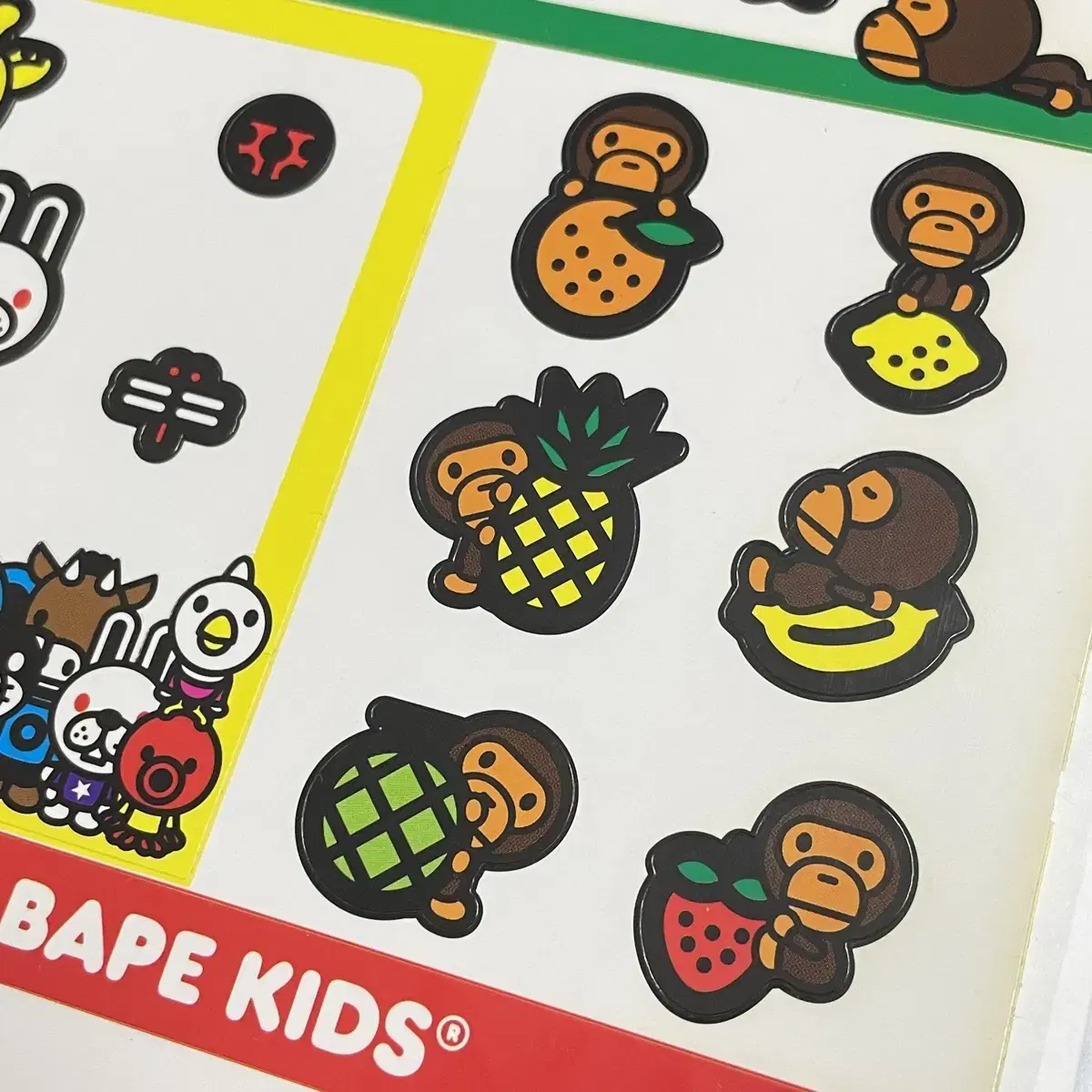 Bape babymilo 베에프스티커 베이프 베이비마일로