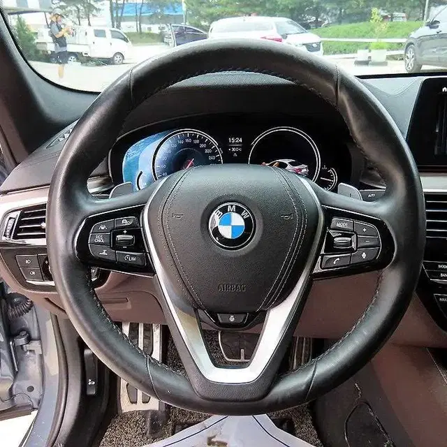 [BMW]5시리즈 (G30) 520d xDrive M 스포츠 플러스