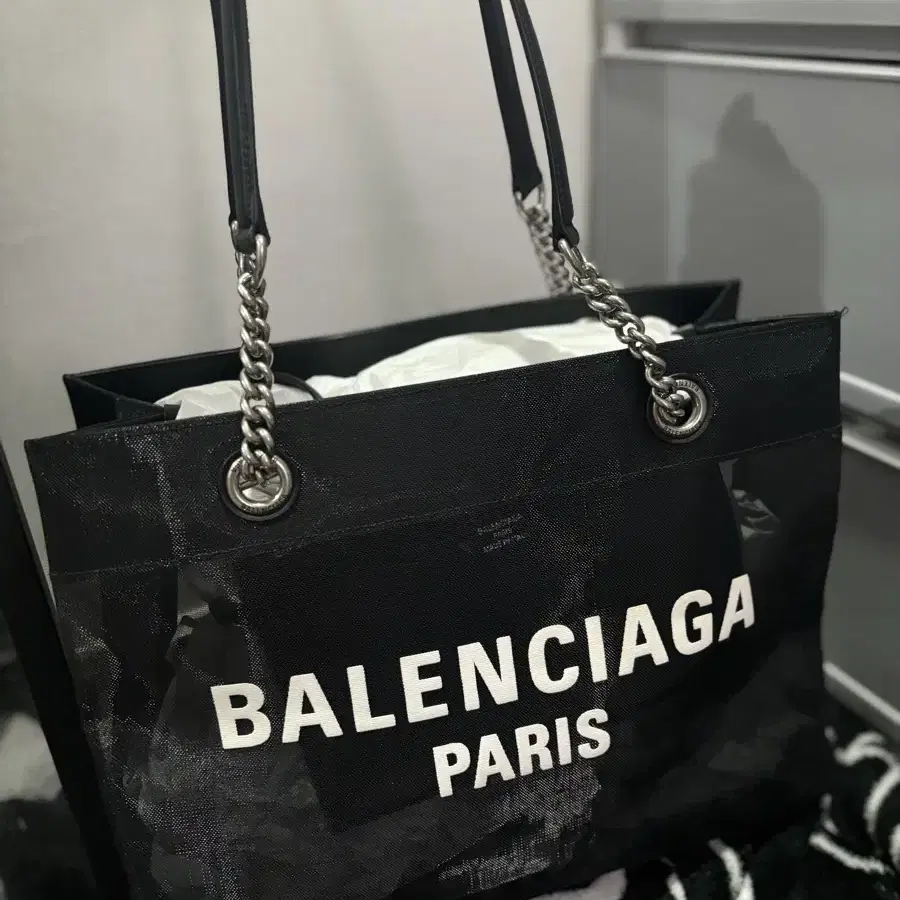 발렌시아가 (BALENCIAGA) 듀티프리백