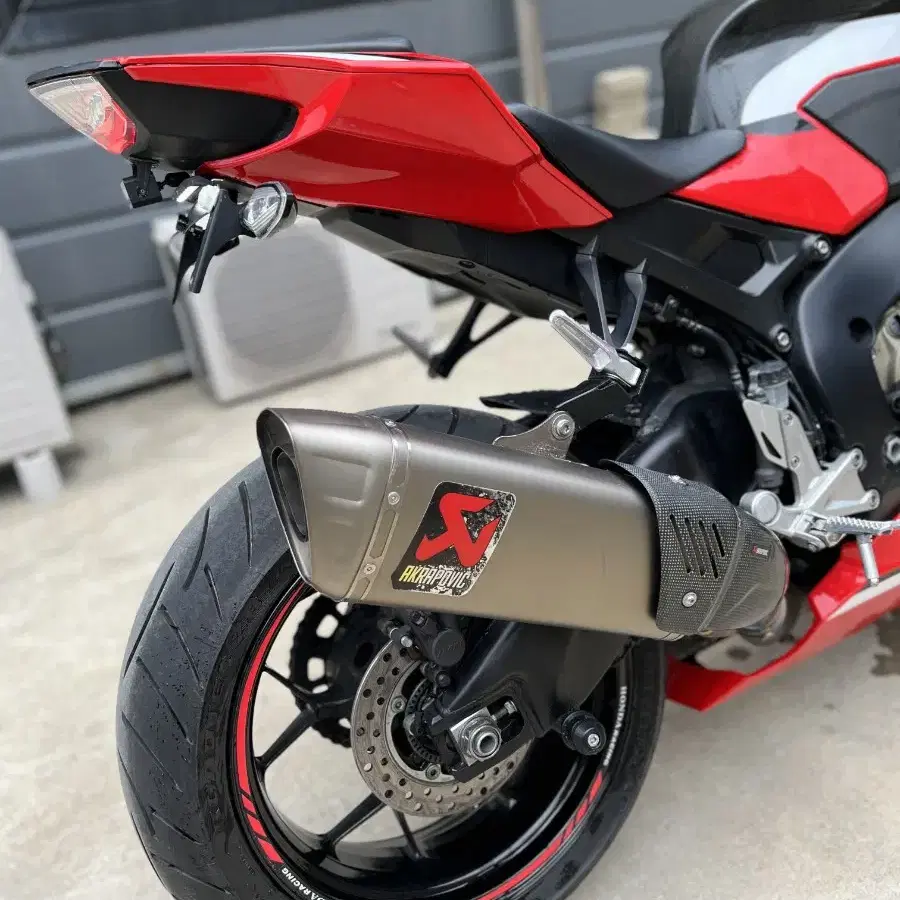 19년식 혼다 CBR 1000RR 레드 파이어블레이드 판매