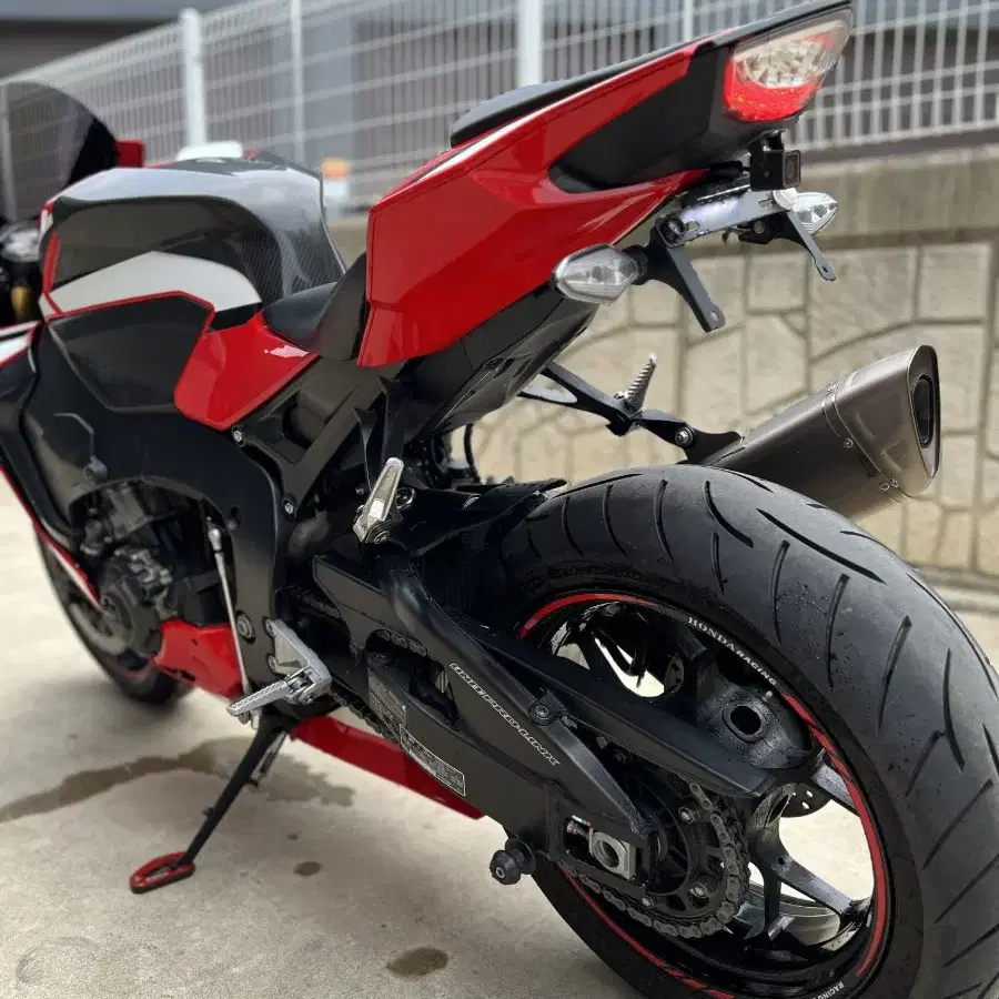 19년식 혼다 CBR 1000RR 레드 파이어블레이드 판매