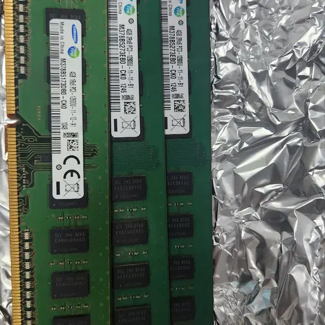 ddr3  12800 4GB x 3 팝니다