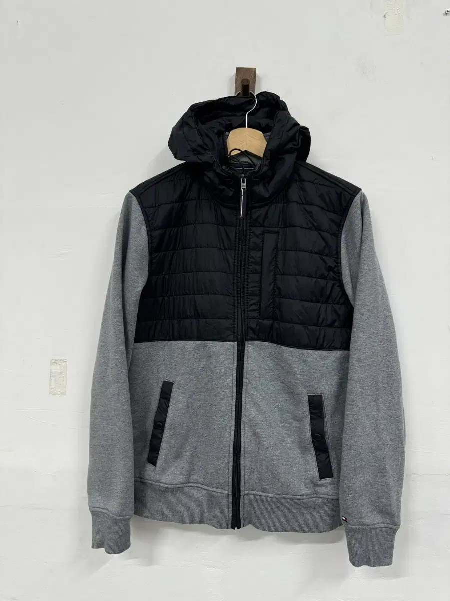 (M)Tommy Hilfiger Quilted Instrumental Momo Hooded Zip Up