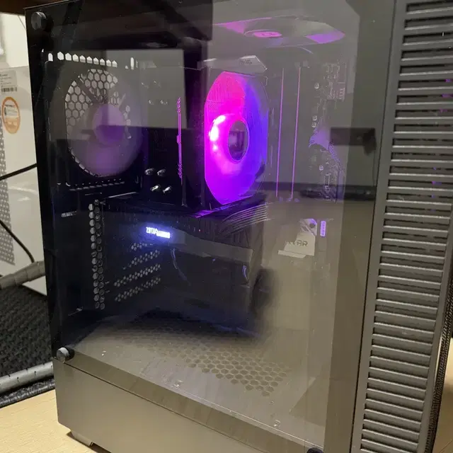 i7-10700 , RTX2070 본체 판매합니다