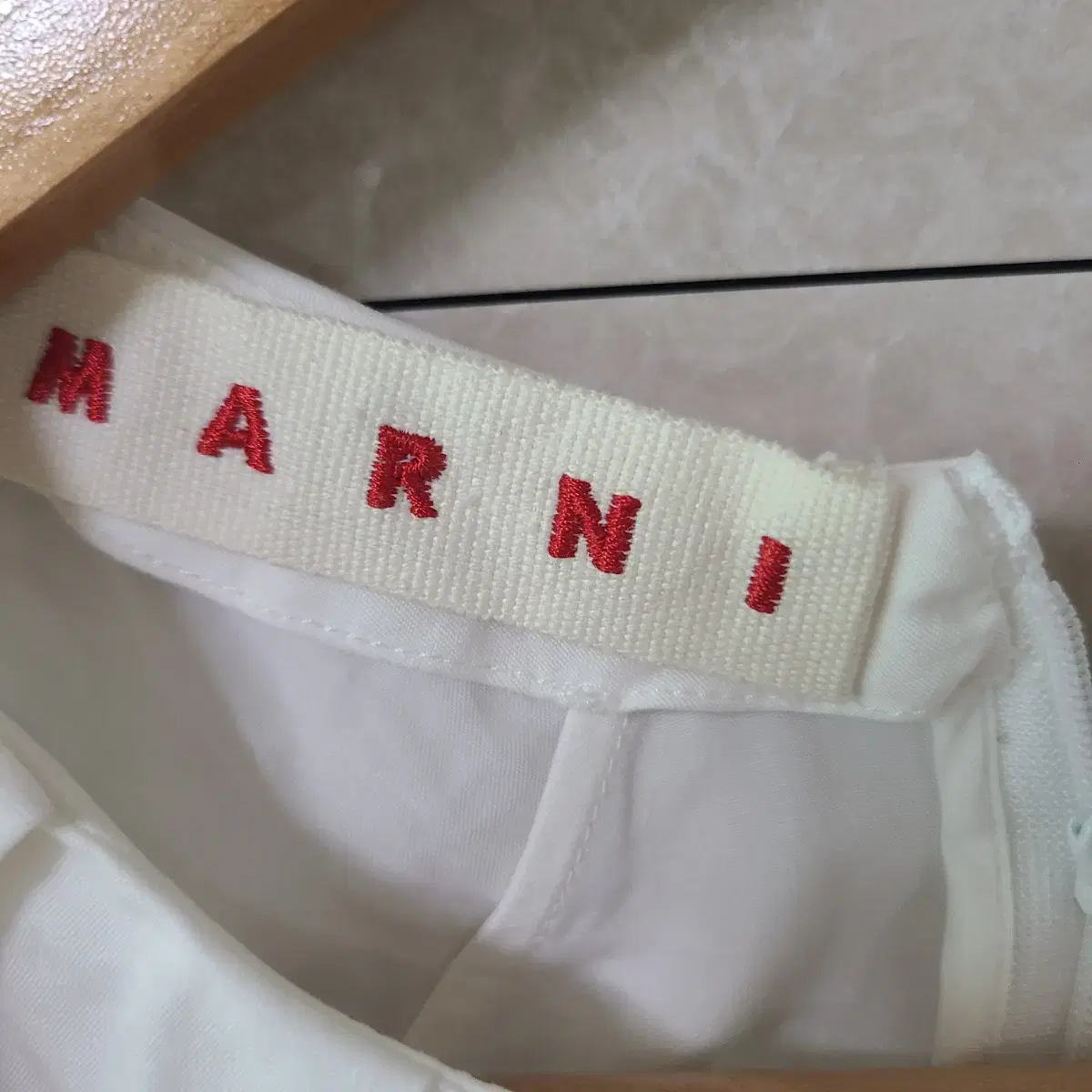 마르니 marni 백화점판  블라우스