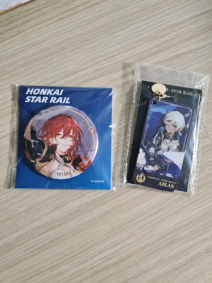 Collapse Starrail Himeko Canbadge, Arlan acrylic Keyring