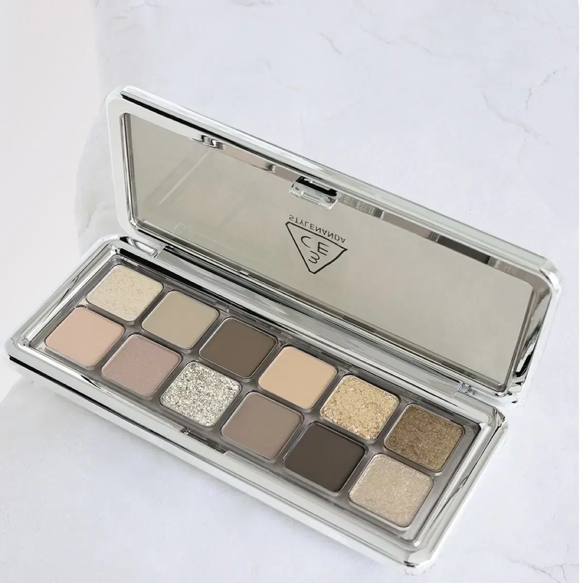 3CE 뉴테이크 아이섀도우 팔레트 #raw neutrals (미개봉)