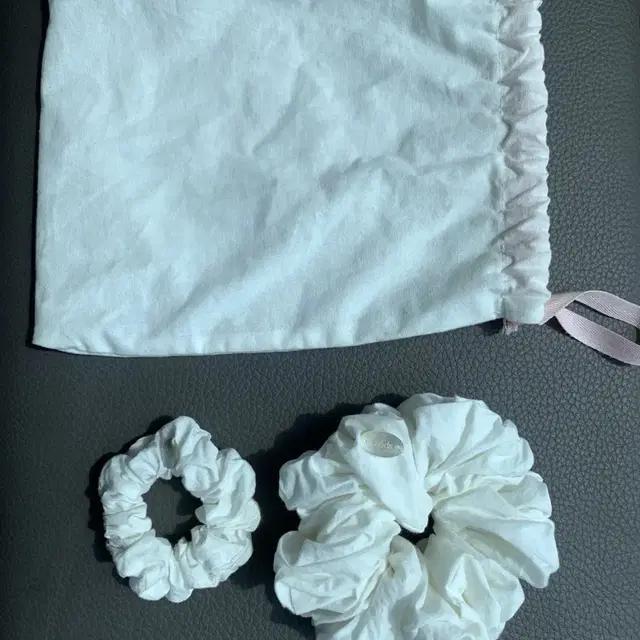 Leeds scrunchie set 더위시 리즈 스크런치세트