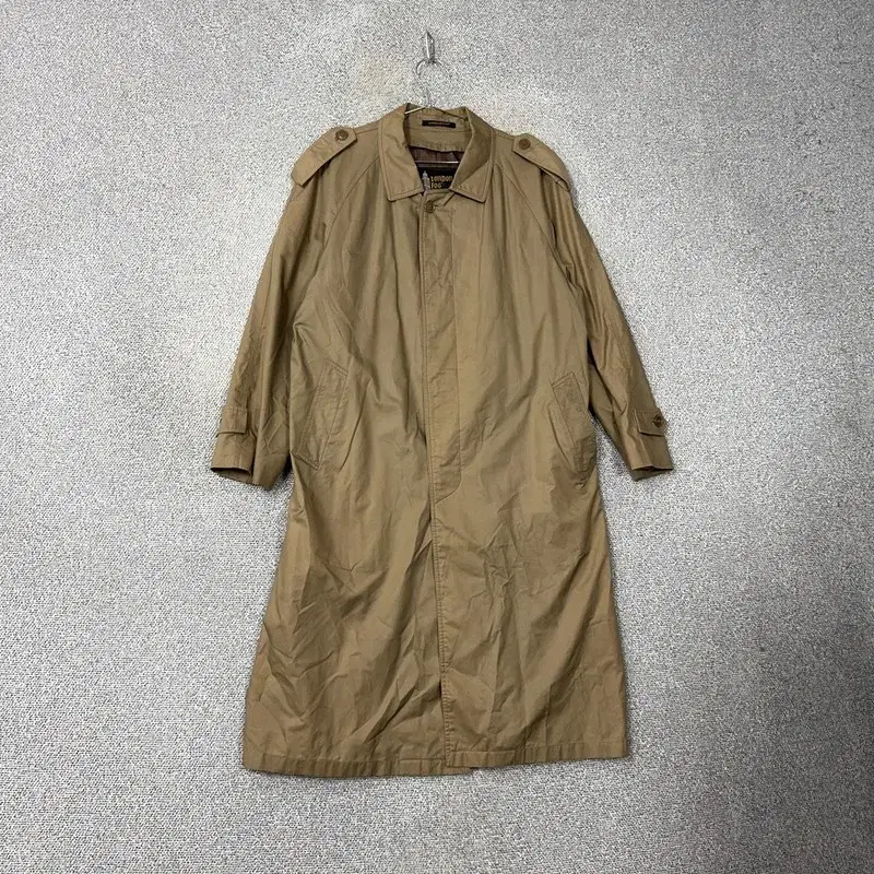 LondonFog Beige Trench Coat 100% Cotton