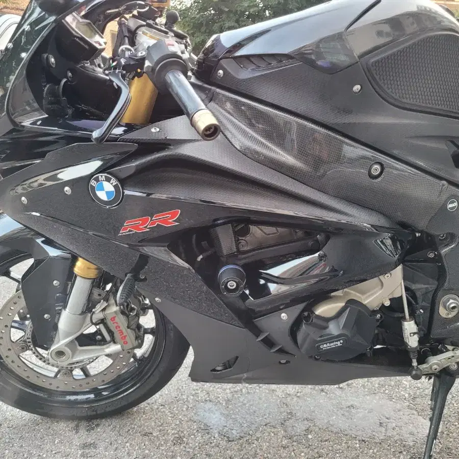 그림같이 관리잘된 준튜닝16년식 s1000rr 판매합니다