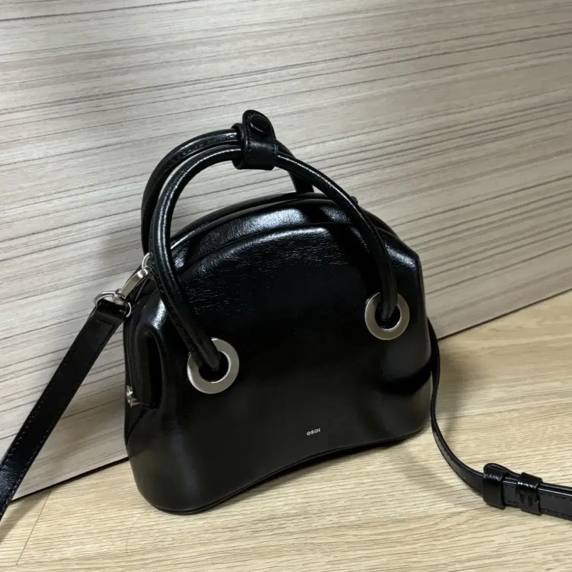 오소이 CIRCLE MINI [WASHED BLACK]